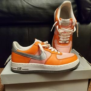 RARE Air Force 1 Low '07 Orange/Metallic Silver